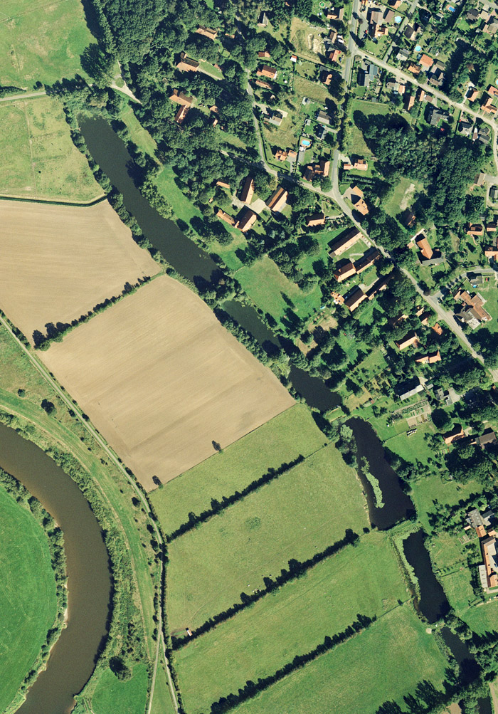 Aller und 6 der 7 Oterser Seen (C) LGLN-Luftbild Land Niedersachsen
